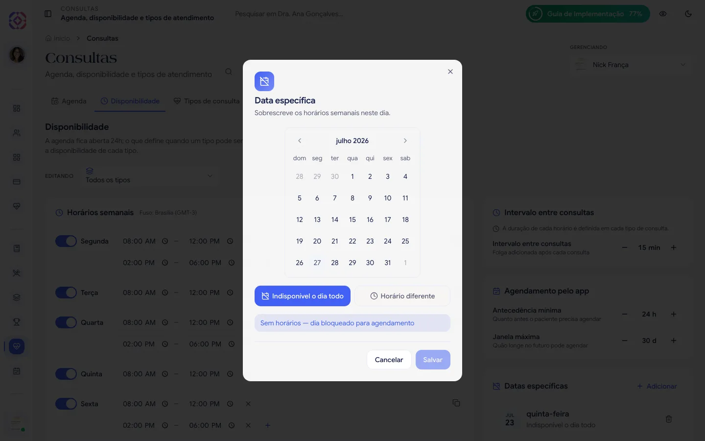 Janela de data específica com as opções Indisponível o dia todo e Horário diferente